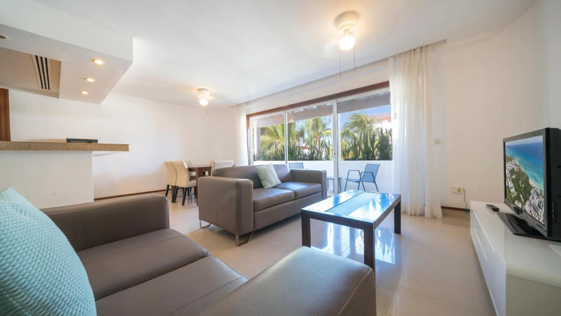 Luxury 1 Bedroom Condo With Pool And Fitness Center - Kaan 304 Playa del Carmen 0*,  Mexico