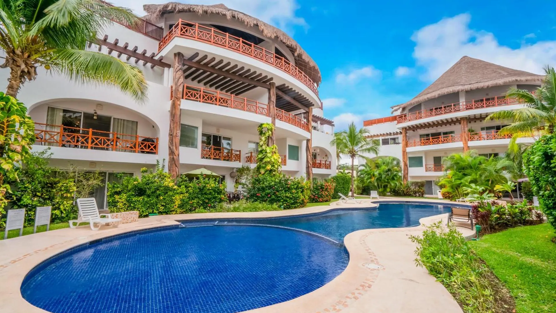 Luxury 1 Bedroom Condo With Pool And Fitness Center - Kaan 304 Playa del Carmen