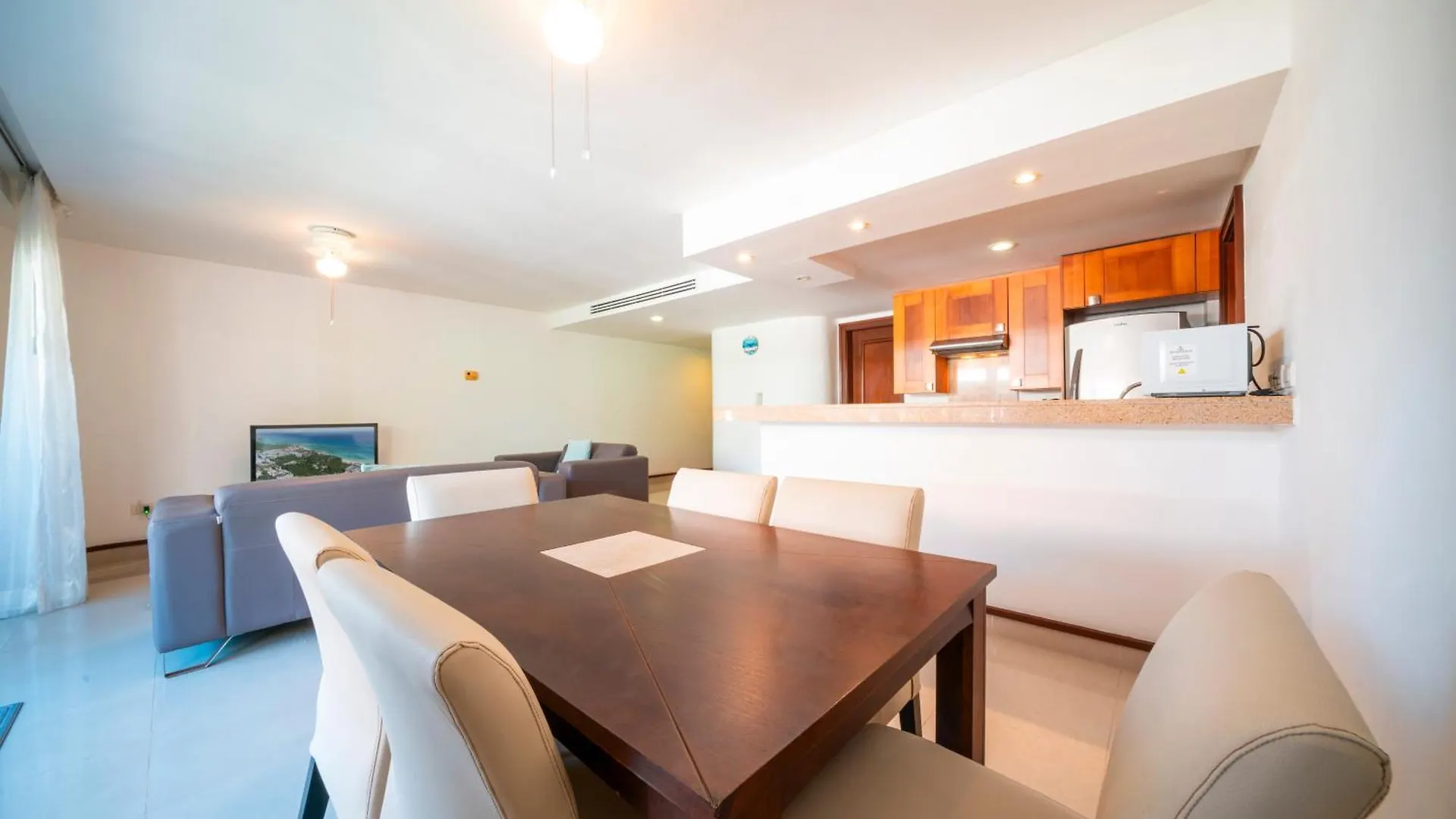 Luxury 1 Bedroom Condo With Pool And Fitness Center - Kaan 304 Playa del Carmen Mexico
