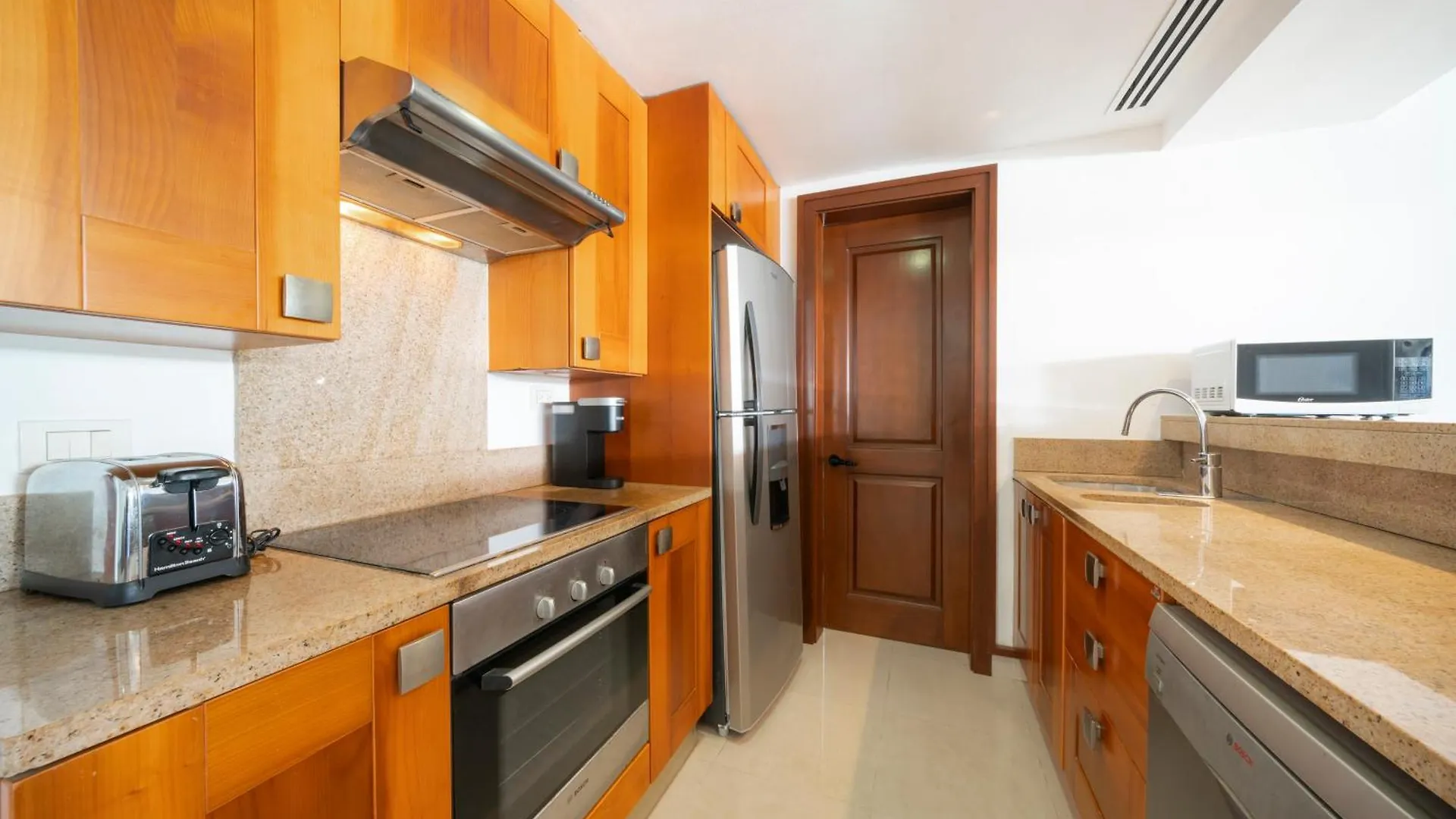 Luxury 1 Bedroom Condo With Pool And Fitness Center - Kaan 304 Playa del Carmen